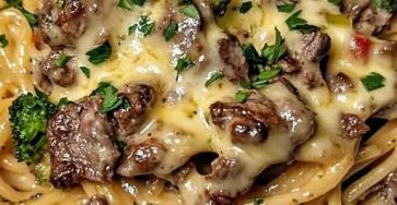 Creamy Garlic Steak & Broccoli Alfredo Spaghetti