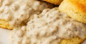 Homemade Biscuits & Sausage Gravy
