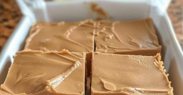 No-Bake Chocolate Éclair Cake