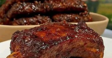 Sticky Honey Garlic Ribs