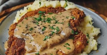 Buttermilk Fried Chicken Steak with Country Gravy